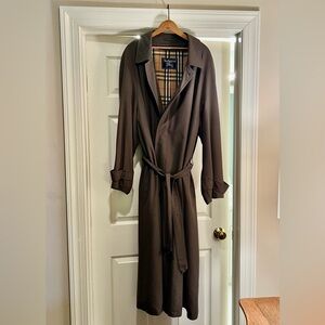 Burberry Olive Trench Coat with Beige and Black Checkered Removable Lining